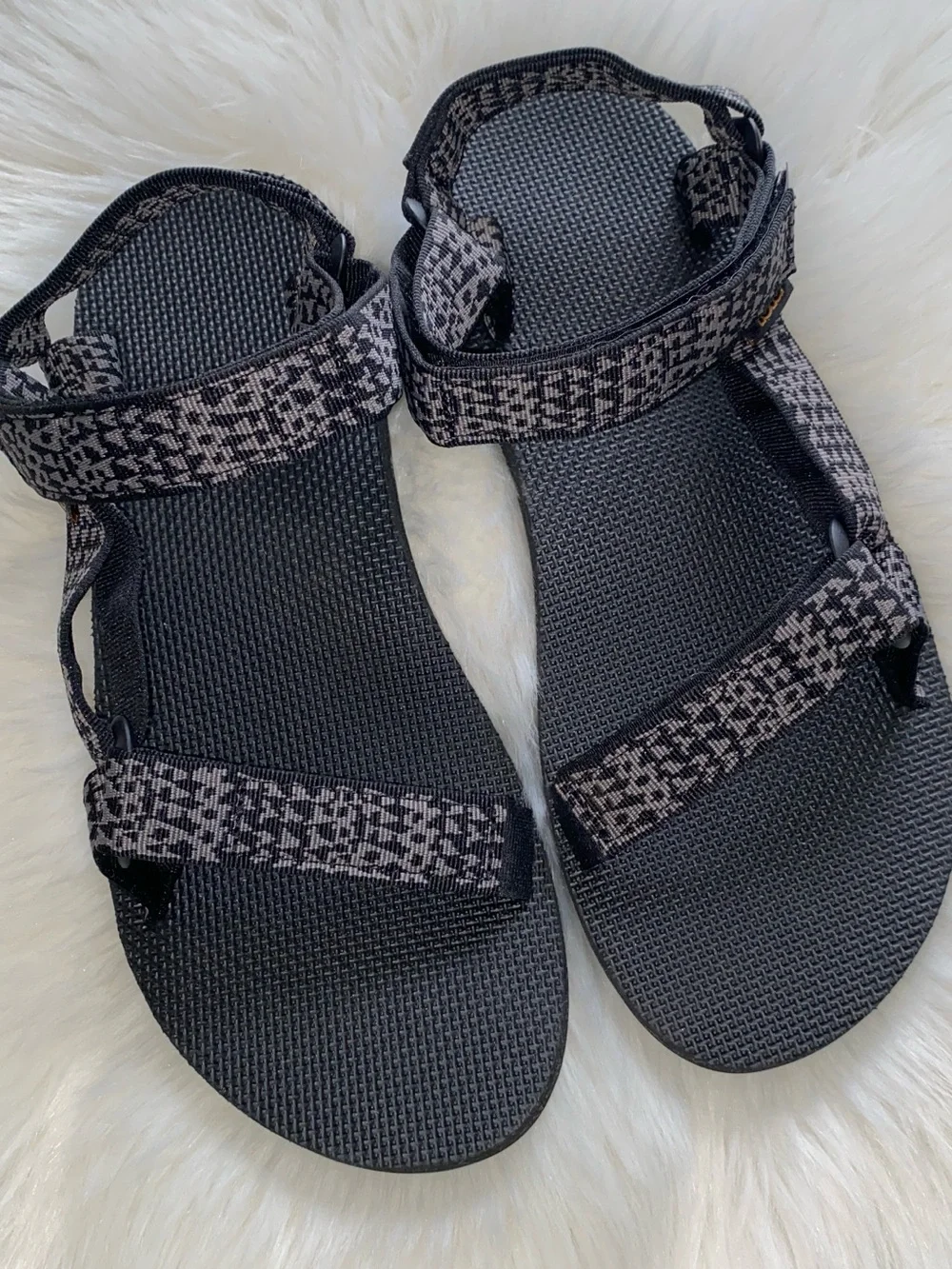 Teva Black Gray Patterned Strap Men's Sandals